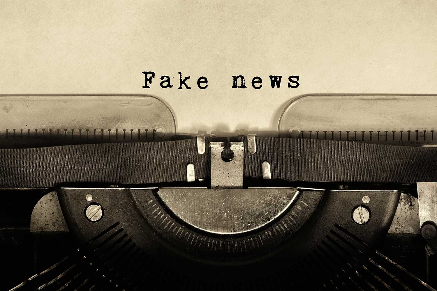 Fake News - cn0ra Adobe Stock