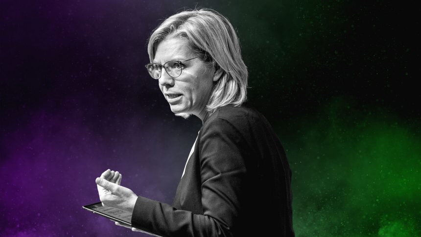 Leonore Gewessler - Tablet - SEPA Media - Martin Juen