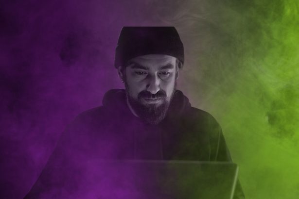 Datenleak und Hacker - Daniel - Adobe Stock - FoB AI