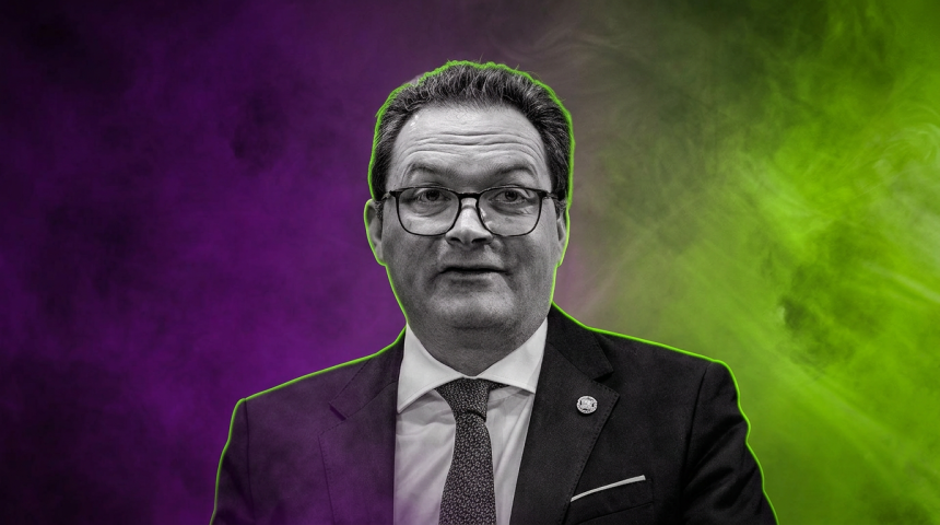 Norbert Totschnig - SEPA.Media Michael Indra - Runway FoB AI