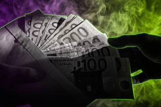 Sujetbild Geld - Adobe Stock - mpix-foto - Runway FoB AI